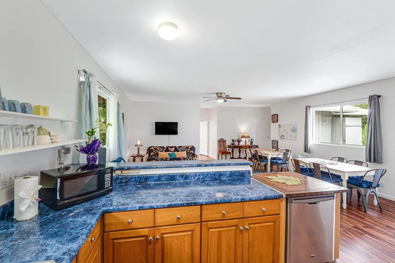 Hale Olena Ohana | 31+ Day Rental Keaau United States