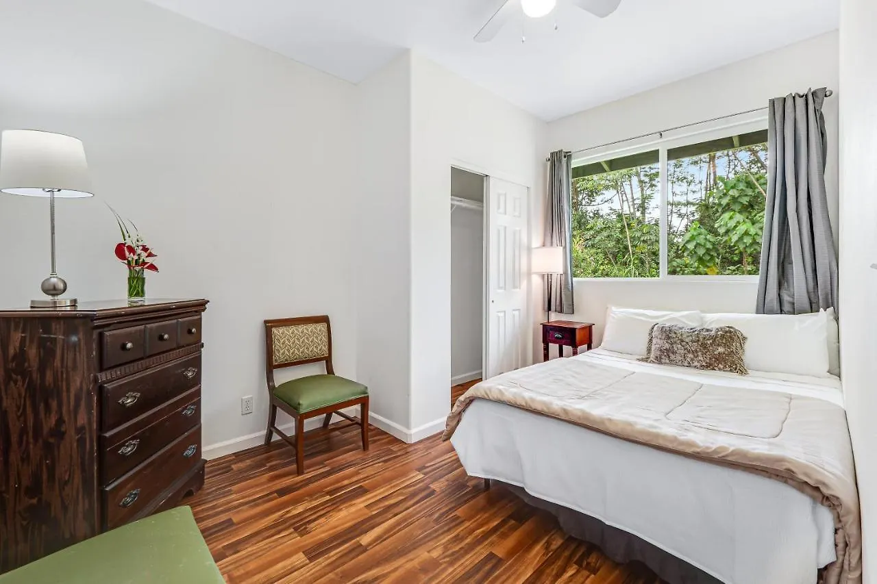 Hale Olena Ohana | 31+ Day Rental Keaau Holiday home
