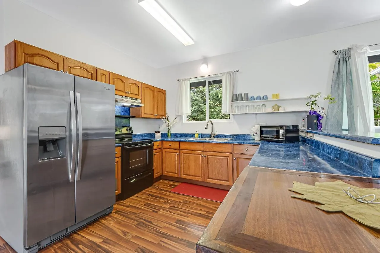 Hale Olena Ohana | 31+ Day Rental Keaau